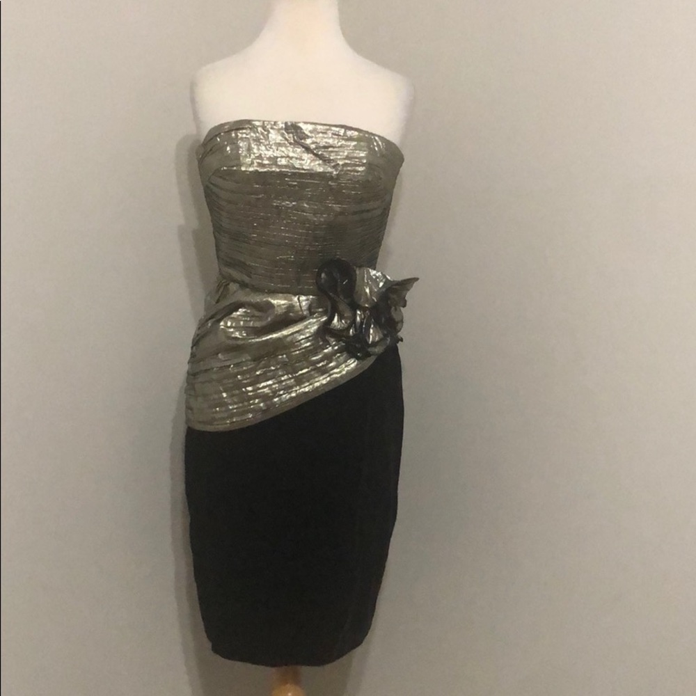 BB Collections vintage gold & black crushed velvet strapless dress, size 6